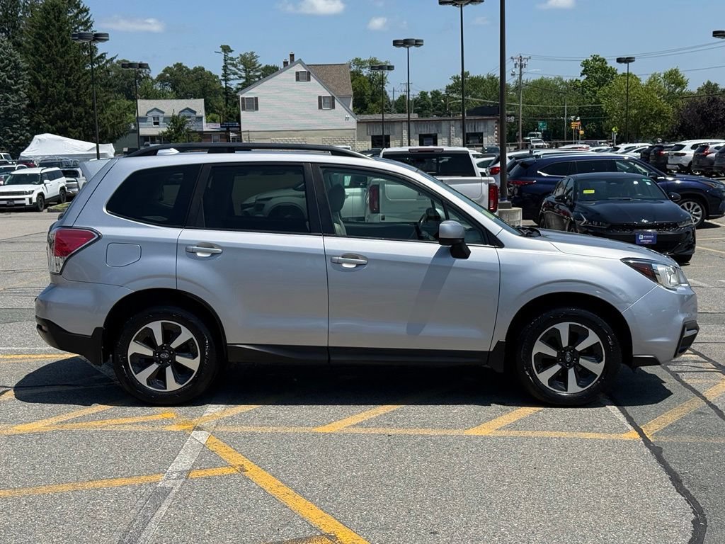 Used 2018 Subaru Forester 2.5i Premium w/ All-Weather Package AWD/4WD image 7