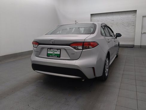 Used 2021 Toyota Corolla LE image 7