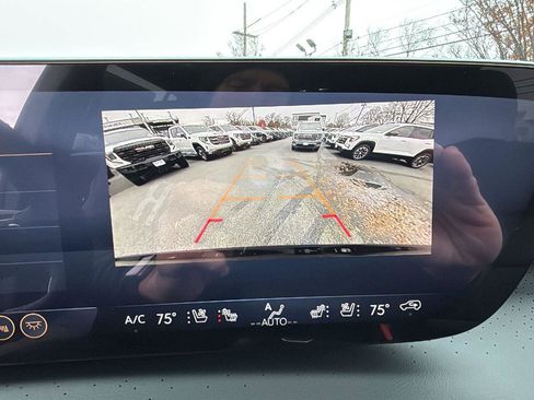 New 2026 Buick Enclave Avenir w/ Super Cruise Package image 13