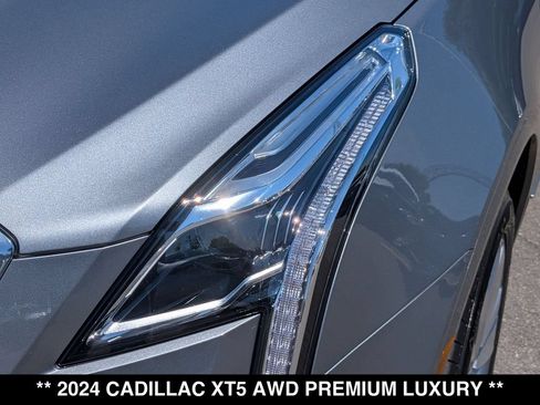 Used 2024 Cadillac XT5 Premium Luxury w/ Platinum Package AWD/4WD image 16