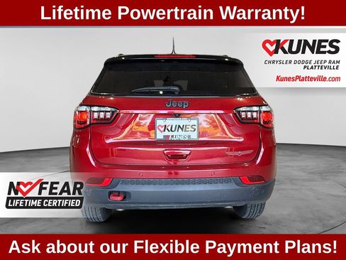Used 2025 Jeep Compass Trailhawk AWD/4WD image 8