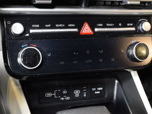 Used 2025 Hyundai Tucson SEL AWD/4WD image 24