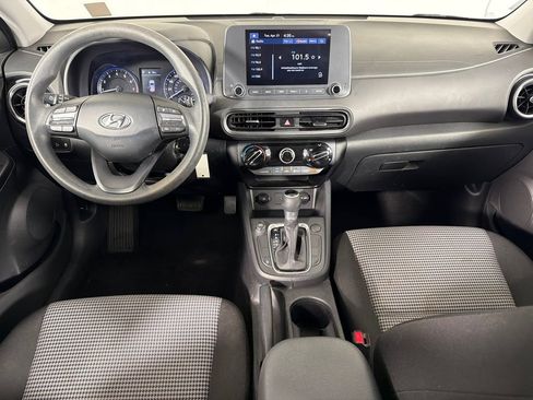 Used 2023 Hyundai Kona SE FWD image 22