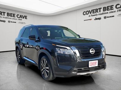 Used 2023 Nissan Pathfinder Platinum w/ Cargo Package
