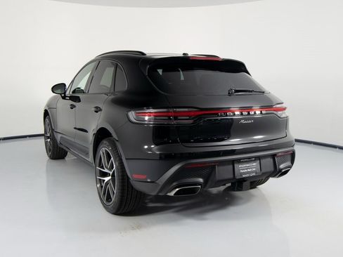 New 2026 Porsche Macan image 8