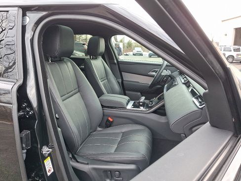 Used 2023 Land Rover Range Rover Velar R-Dynamic S image 3