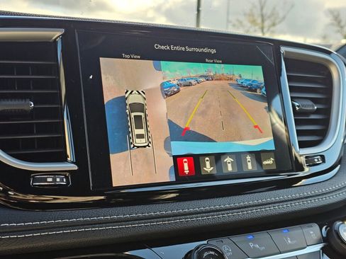 New 2026 Chrysler Pacifica Select image 21