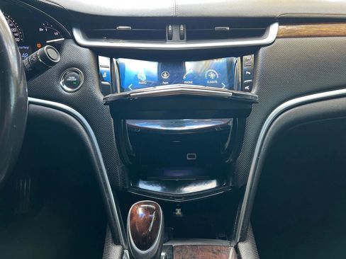 Used 2017 Cadillac XTS Luxury image 29