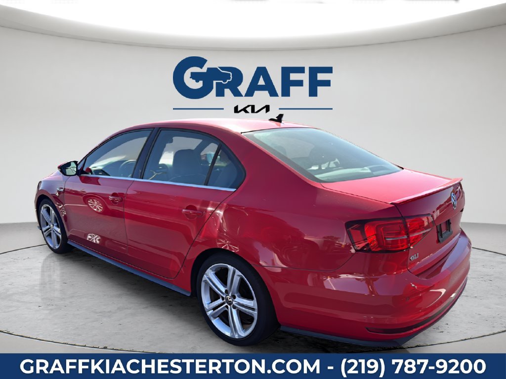 Used 2017 Volkswagen Jetta GLI FWD image 3