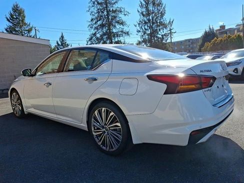 Certified 2023 Nissan Altima 2.5 SL image 4