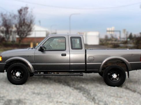Used 2005 Ford Ranger XL image 4