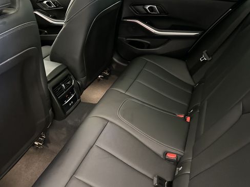 Used 2024 BMW 330i Sedan w/ Convenience Package RWD image 11