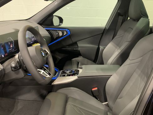 Used 2026 BMW X3 xDrive30 w/ Premium Package image 12