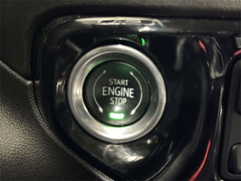 Used 2024 Chevrolet Silverado 1500 LTZ image 17