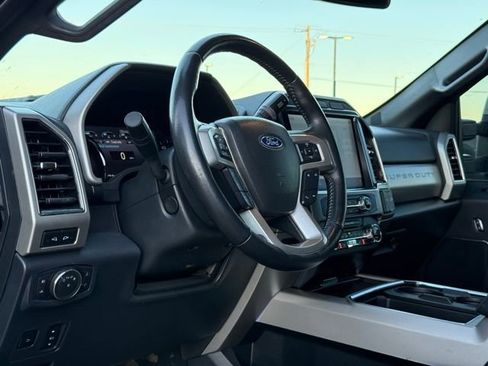 Used 2022 Ford F250 Lariat w/ Lariat Ultimate Package image 22