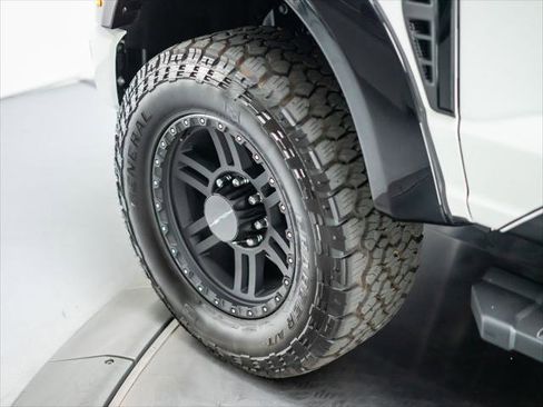 New 2026 Ford F250 Lariat w/ Black Appearance Package AWD/4WD image 12
