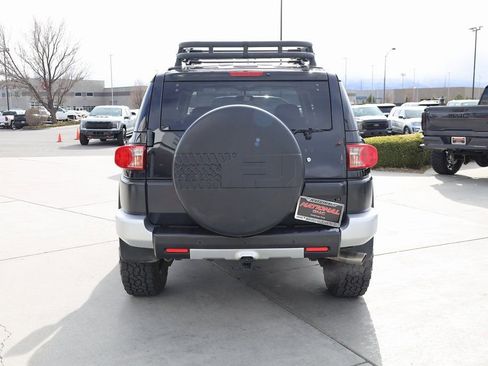 Used 2007 Toyota FJ Cruiser 4WD image 5