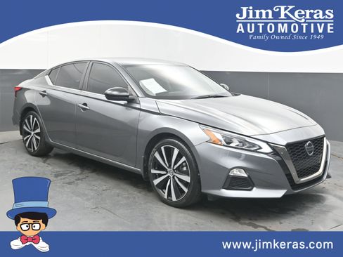 Used 2022 Nissan Altima 2.5 SR image 1