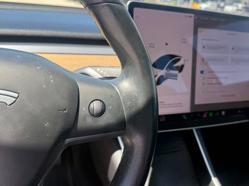 Used 2019 Tesla Model 3 Standard Range Plus RWD image 14