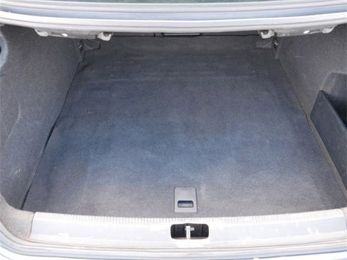 Used 2013 Volkswagen CC Lux image 18