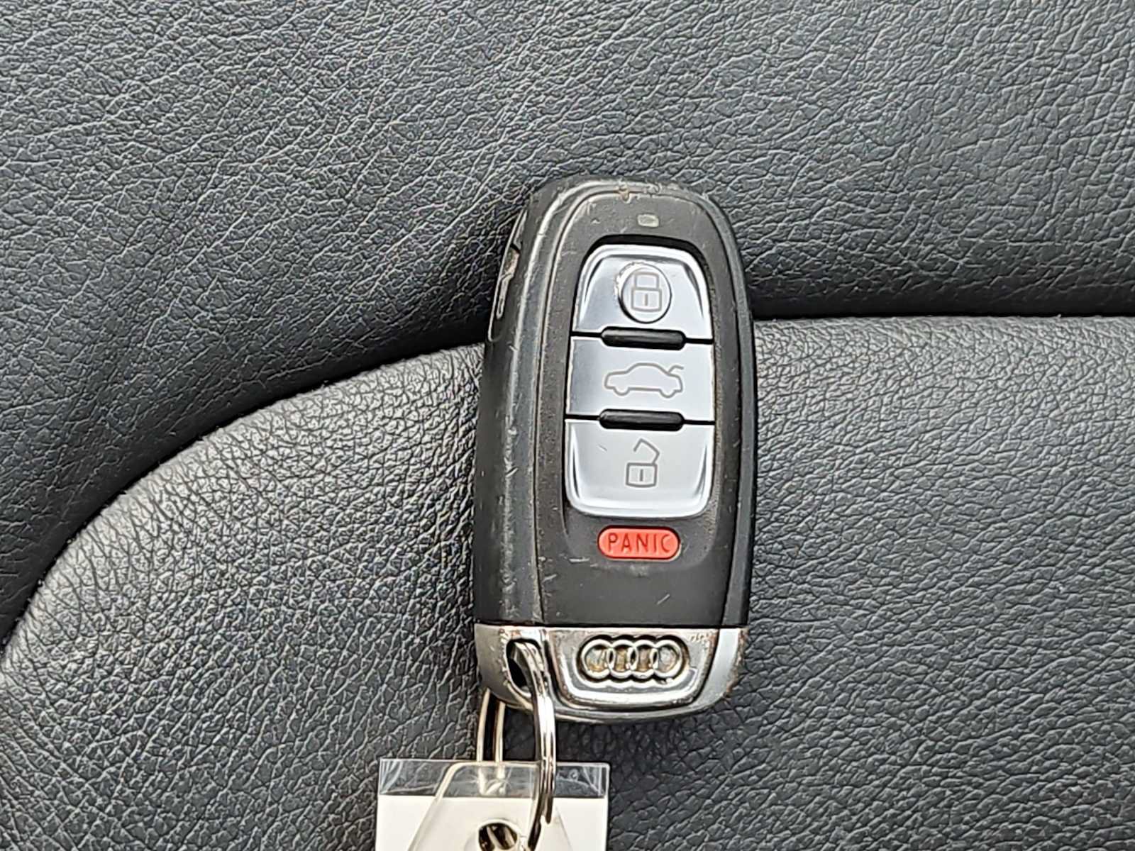 Used 2014 Audi A4 2.0T Premium w/ Audi MMI Navigation FWD image 24