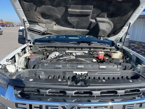 Used 2022 Chevrolet Silverado 3500 LT w/ Convenience Package AWD/4WD image 26