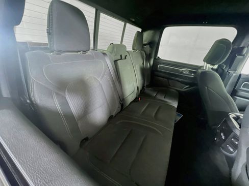 Used 2021 RAM 1500 Big Horn AWD/4WD image 25