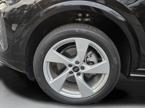 New 2025 Audi Q5 Prestige image 38