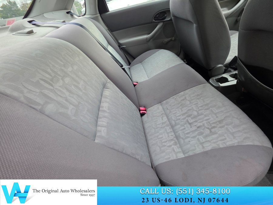 Used 2005 Ford Focus S FWD image 17