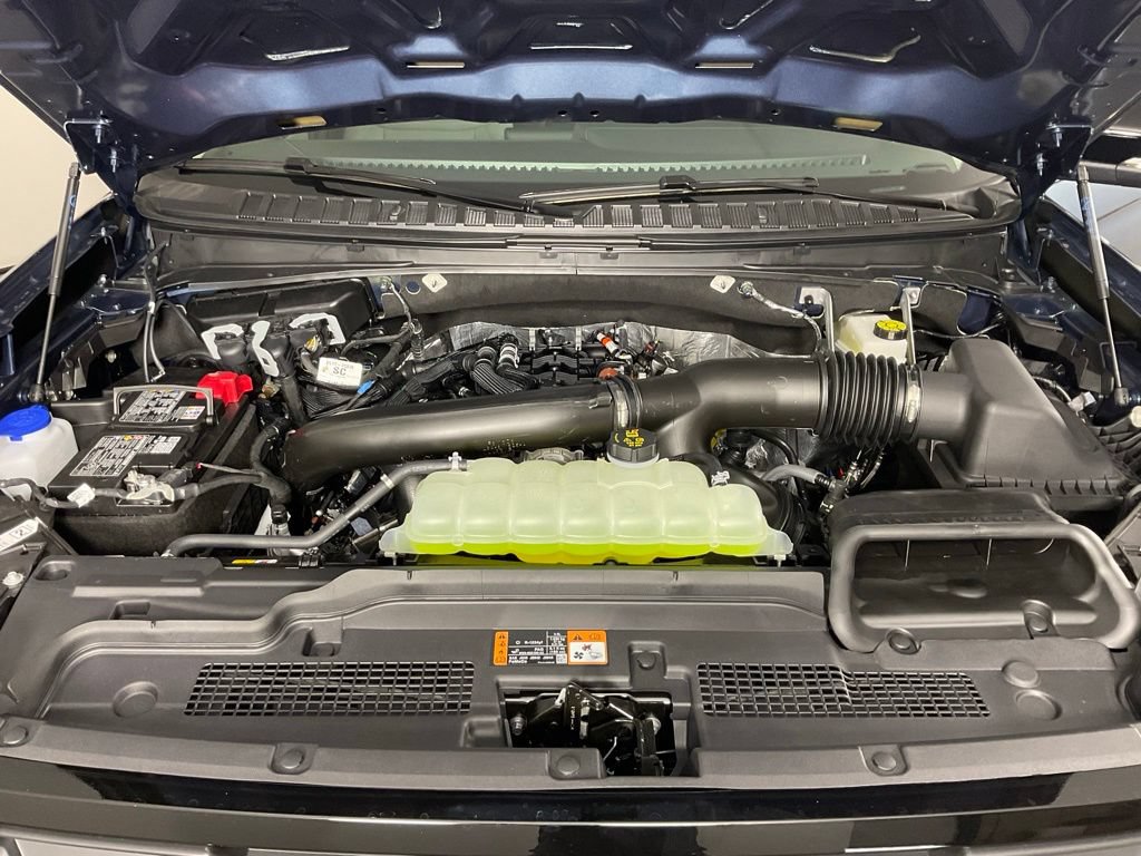 New 2027 Ford Expedition Max Active RWD image 9