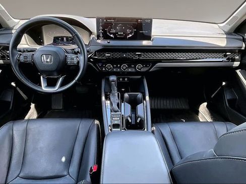 Used 2024 Honda Accord Touring image 7