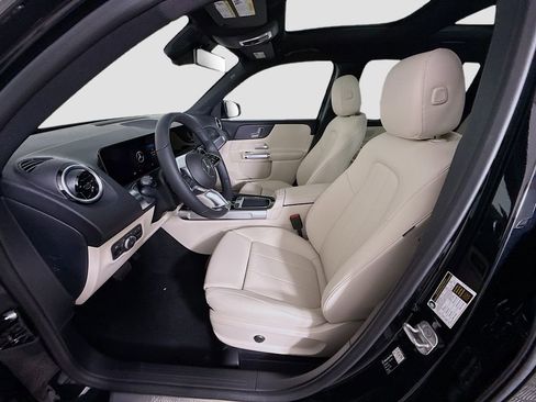 New 2026 Mercedes-Benz GLB 250 image 20