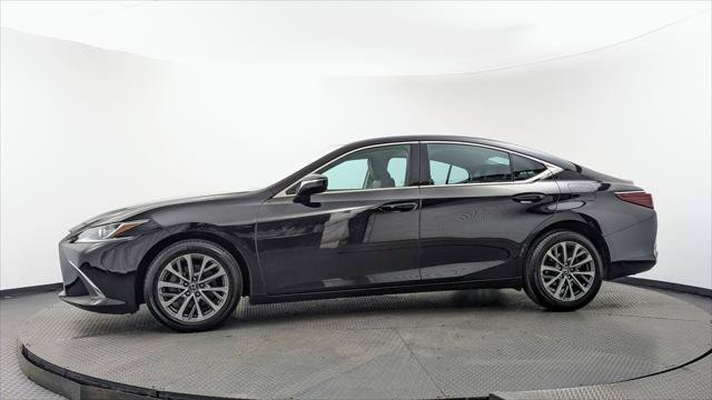 Used 2022 Lexus ES 250 w/ Premium Package AWD/4WD image 3