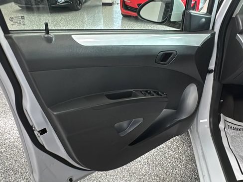 Used 2014 Chevrolet Spark LT FWD image 21