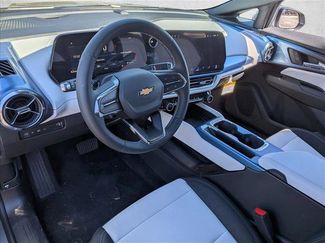 New 2026 Chevrolet Equinox EV LT video 3