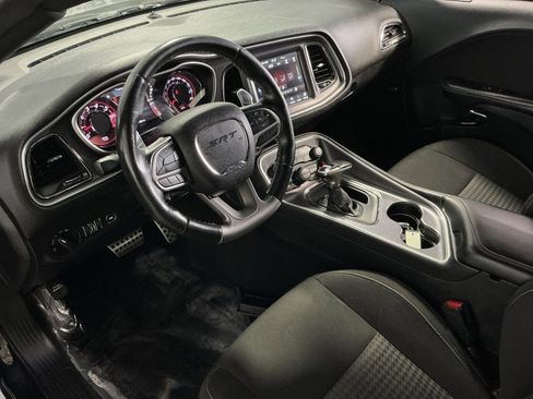 Used 2019 Dodge Challenger SRT Hellcat image 24