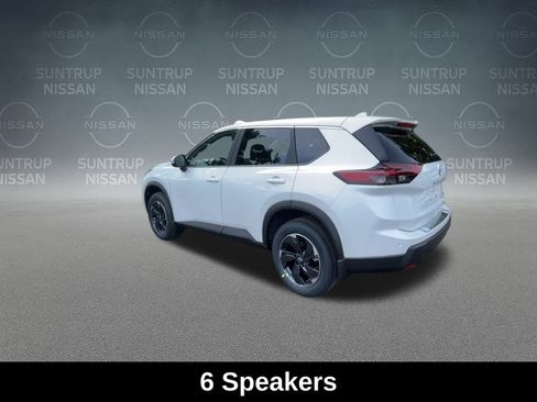 Used 2026 Nissan Rogue SV AWD/4WD image 7