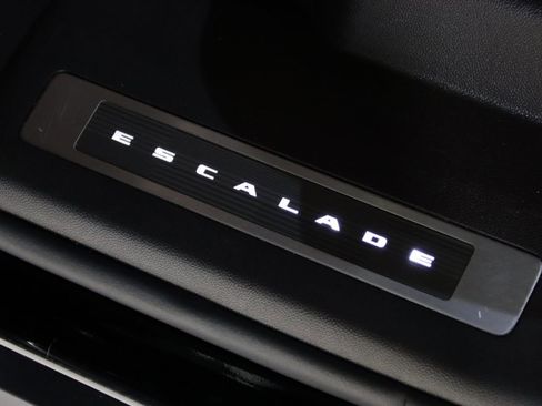 Used 2022 Cadillac Escalade Sport w/ Touring Package image 66