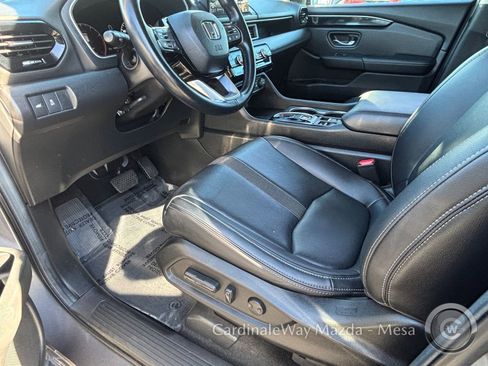 Used 2023 Honda Pilot Touring image 19