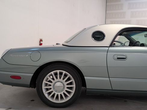 Used 2004 Ford Thunderbird Pacific Coast RWD image 36
