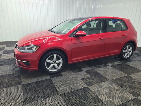 Used 2018 Volkswagen Golf SE FWD image 8