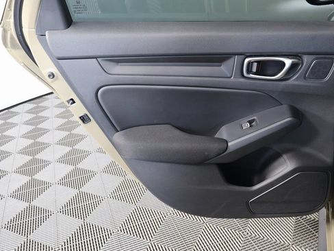Used 2025 Honda Civic Sport image 13