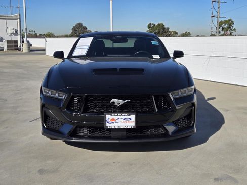 Used 2025 Ford Mustang GT Premium image 3