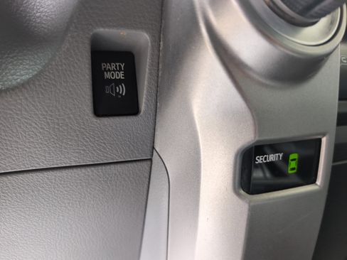 Used 2013 Toyota 4Runner SR5 RWD image 34