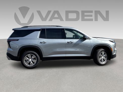 New 2026 Chevrolet Traverse LT w/ LPO, Floor Liner Package image 31