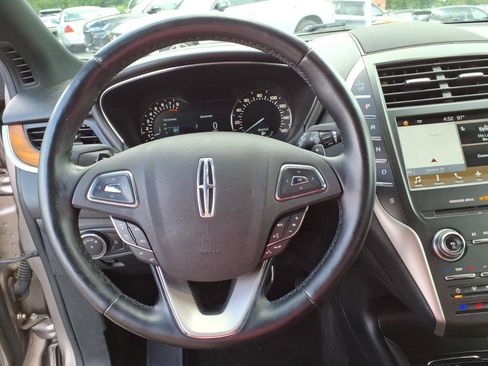 Used 2018 Lincoln MKC Reserve w/ Lincoln MKC Climate Package AWD/4WD image 17