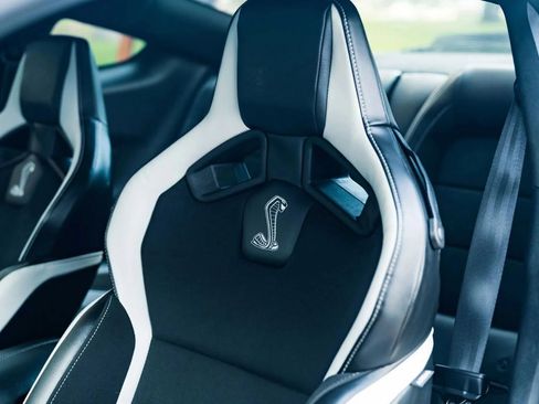 Used 2020 Ford Mustang Shelby GT500 w/ Technology Package RWD image 28
