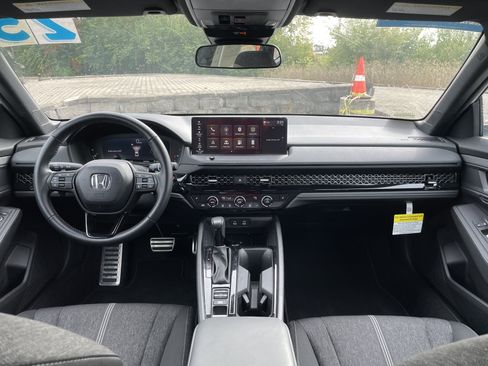 Certified 2025 Honda Accord Sport image 33