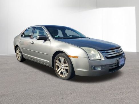 Used 2009 Ford Fusion SEL image 3