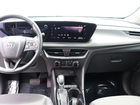 Used 2025 Buick Encore GX Preferred FWD image 14